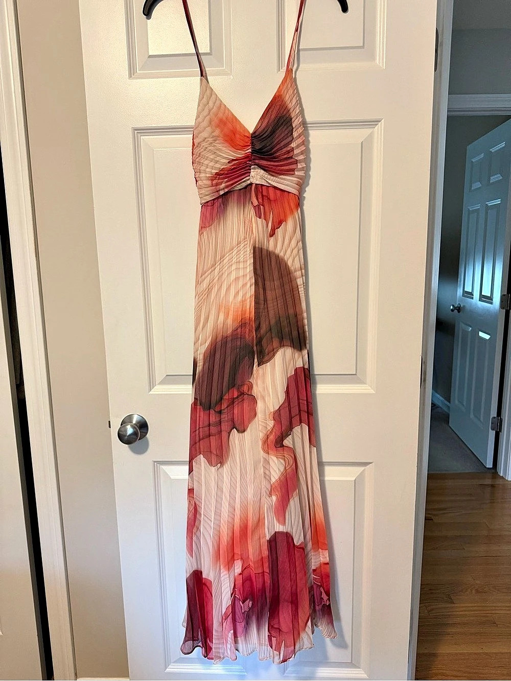 Express Abstract Floral Maxi Dress in Pink & White Size Medium